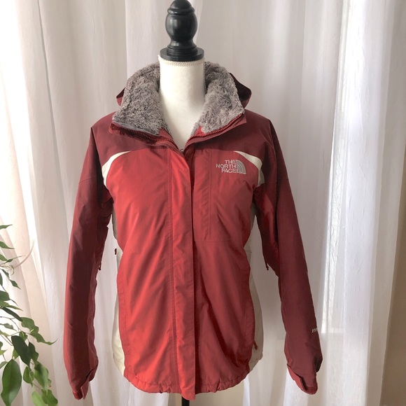 The North Face HyVent women’s parka - Picture 2 of 5